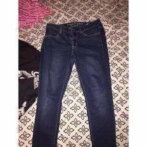 Size 8 super super stretch AE jeggings