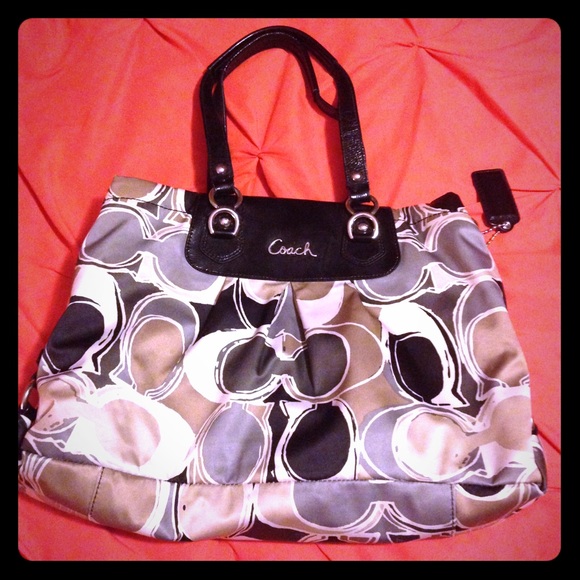 Coach Purse.