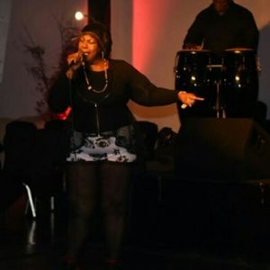 Meet your Posher, Delphia