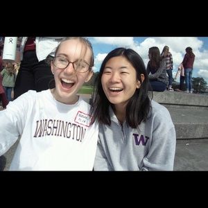 Meet your Posher, Olivia