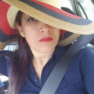 Meet your Posher, Andrea