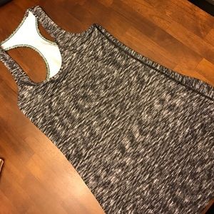 Lululemon cool razorback