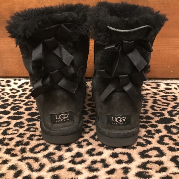Ugh Bailey bow winter boots