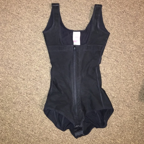 Salome Girdle