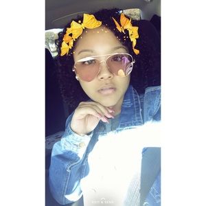 Meet your Posher, Jess