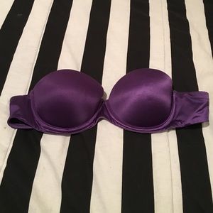 EUC VS purple strapless bra