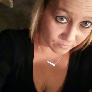 Meet your Posher, Gina