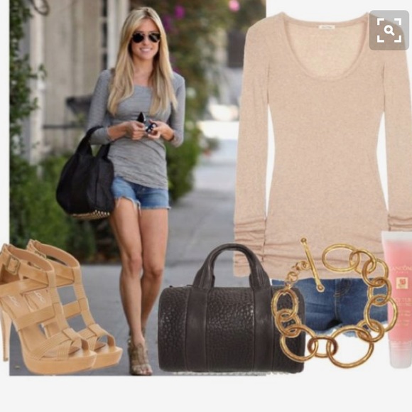 Tops - Taupe Round Neck Tee 💞