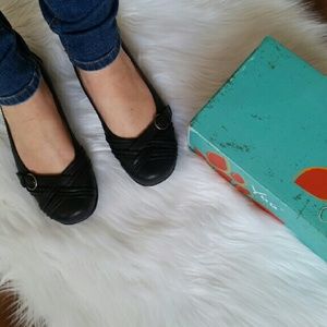 Yuu Gander Flats