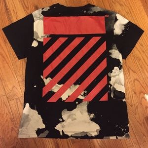 NWOT OFF WHITE tshirt