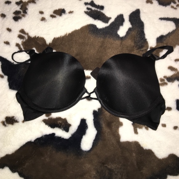 VS bombshell plunge bra ⚽️