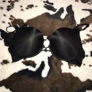 VS bombshell plunge bra ⚽️