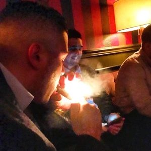 Meet your Posher, Ray