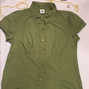 ☘️Ellemenno capped Sleeve Button Down Blouse
