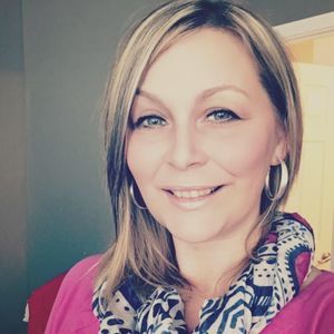 Meet your Posher, Casey