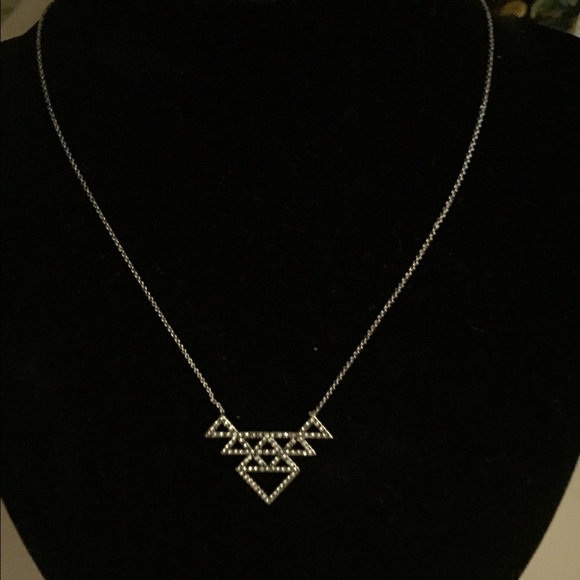 House of Harlow 1960 Pirámide Necklace