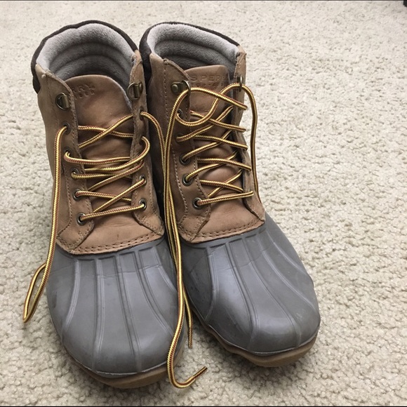 ❌ SOLD ❌ Sperry Duck Boots