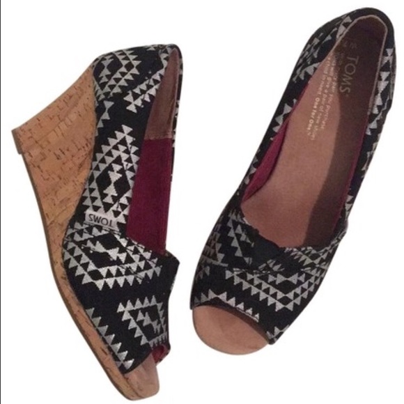 Toms Wedges