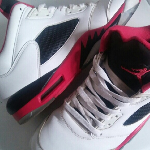 Jordan fire red 5s low