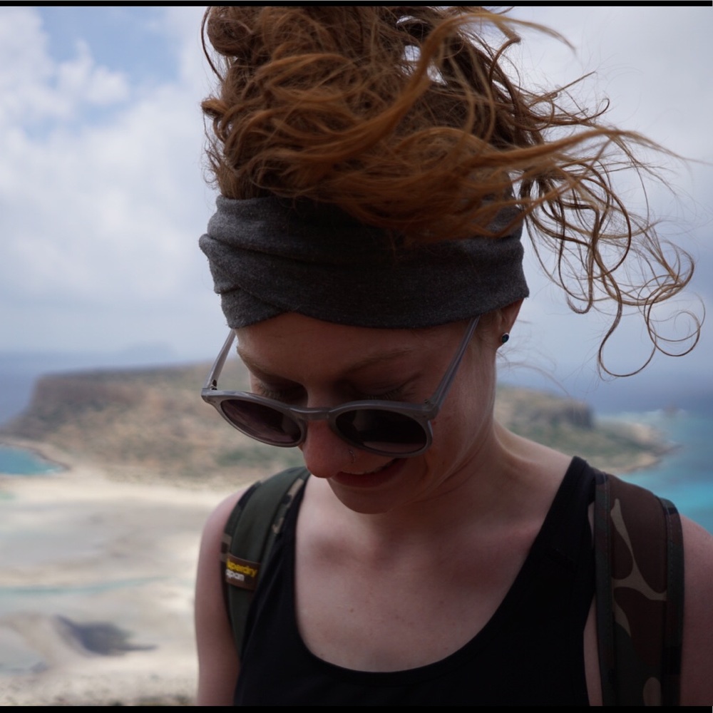 Meet your Posher, Laura