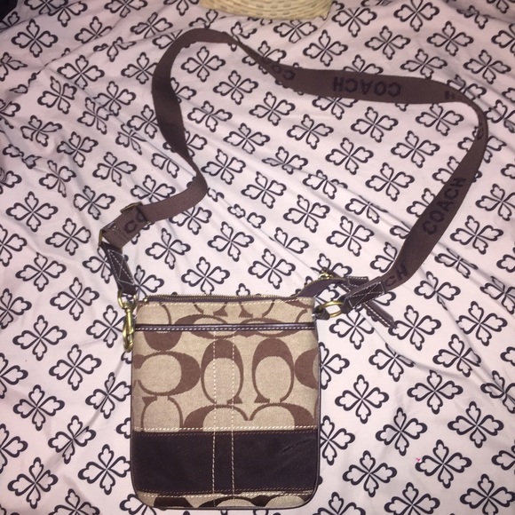 COACH satchel - Picture 1 of 2