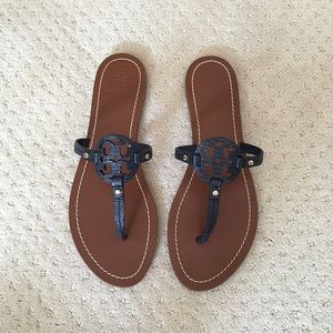 Tory Burch Mini Miller Flat Thong Sandal Lizard 9