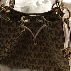 Authentic Michael Kors Ludlow handbag