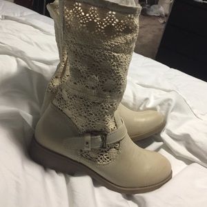 Lacey boots