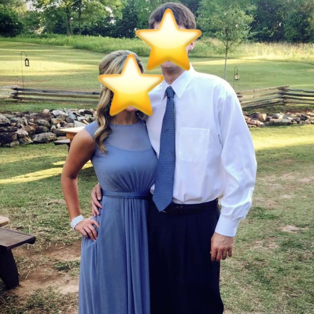 Long beautiful gown, very comfortable & light