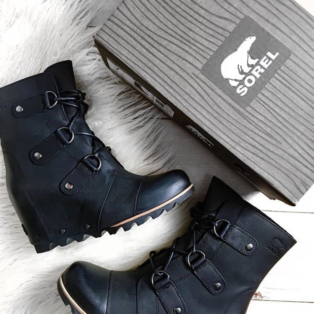 LAST💕NWT💕Sorel Joan of Arctic Black Wedge Bootie - Picture 3 of 8