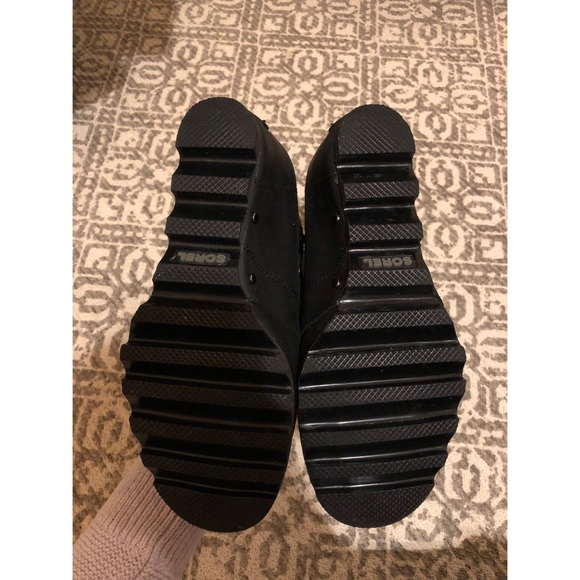 LASTπNWTπSorel Joan of Arctic Black Wedge Bootie - Picture 7 of 8