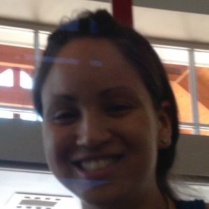 Meet your Posher, Desiree