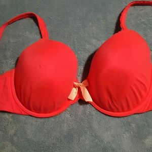 Victoria's secret body by victoria bra 34dd