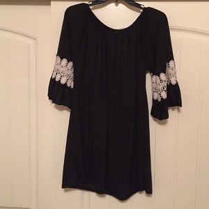 Black Ruffle Sleeve Tunic
