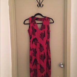 Body con, sleeveless dress