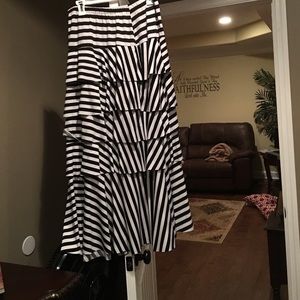 Frou frou collection skirt