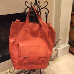 Banana Republic soft leather bucket bag