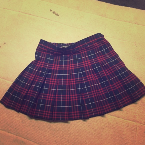 AA TENNIS SKIRT (read descrip)