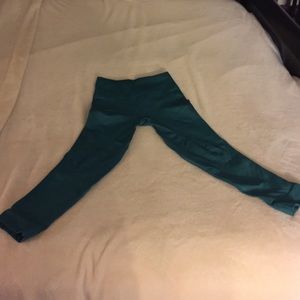 Lululemom Capri pants, great condition