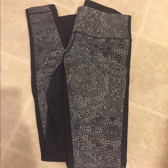 LuLu Lemon Grey Leggings