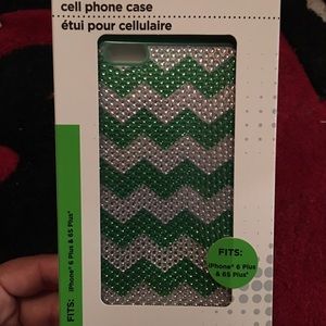 NIB iPhone 6/6S Plus Green Rhinestone Case