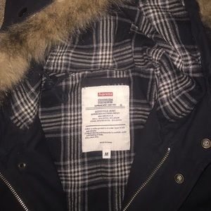 Supreme hooded field jacket. Size M