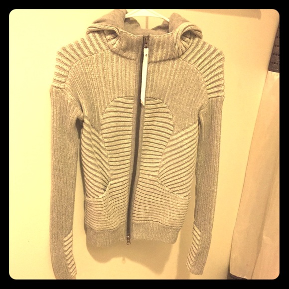 LuLu Lemon Zip-up Hoodie