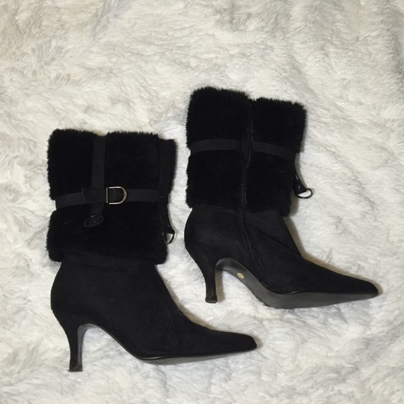 Fuzzy boots 🚩FREE 🚩🚩🚩 - Picture 1 of 2