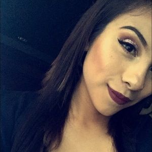 Meet your Posher, Jocy