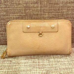 Marc Jacobs Wallet - Light Tan/Greige Leather