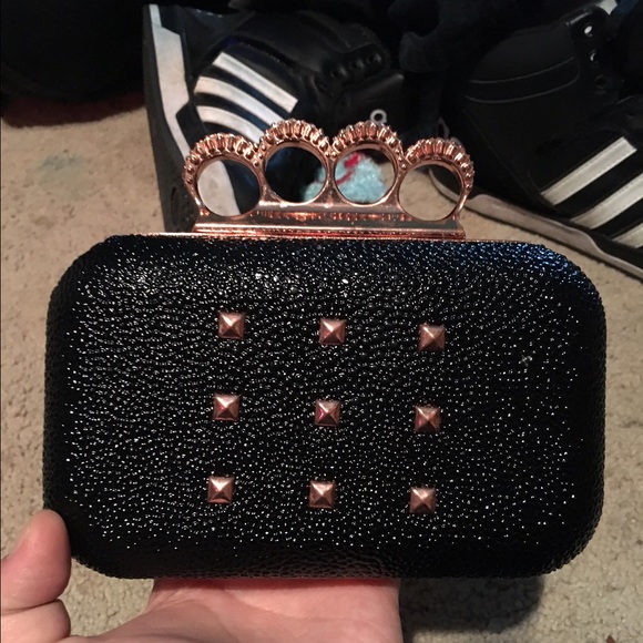 Never used Clutch.