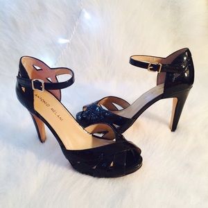 🌸Flash Sale🌸Antonio Melani Peep toe heels