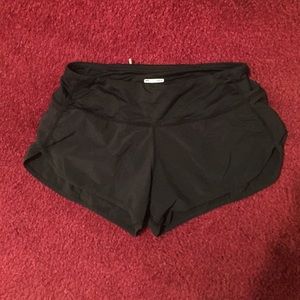 Black lulu speed shorts