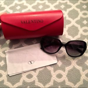 Valentino sunglasses
